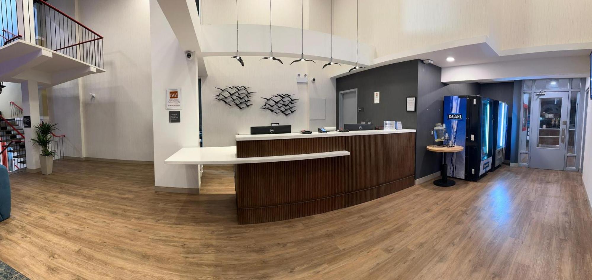Superior Shores Hotel, BW Signature Collection خليج ثندر المظهر الخارجي الصورة
